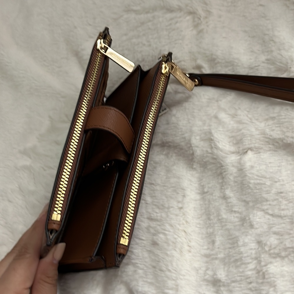 LG double zip wristlet - Picture 2 of 4